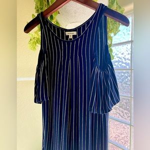 Max Studios XS/S pinstripe off shoulder top